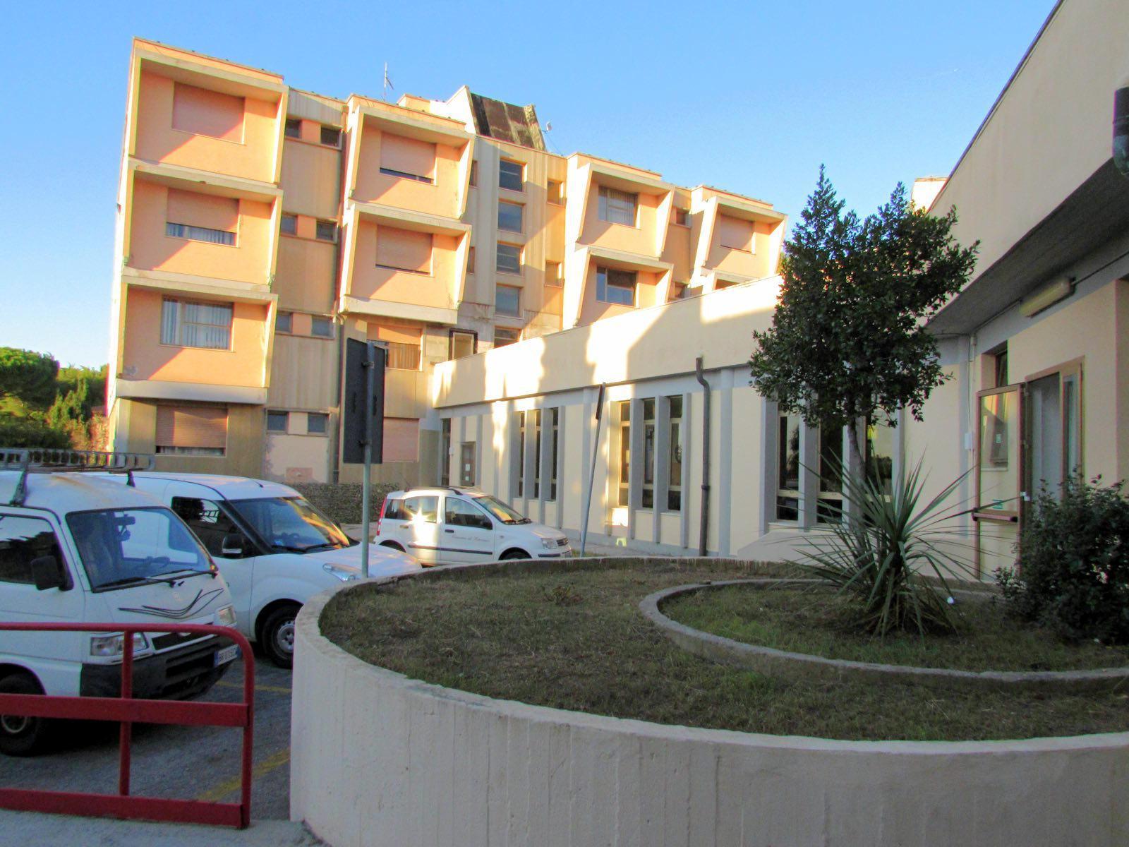 Coronavirus, 27 anziani positivi nella casa di riposo di Livorno "Pascoli" 
