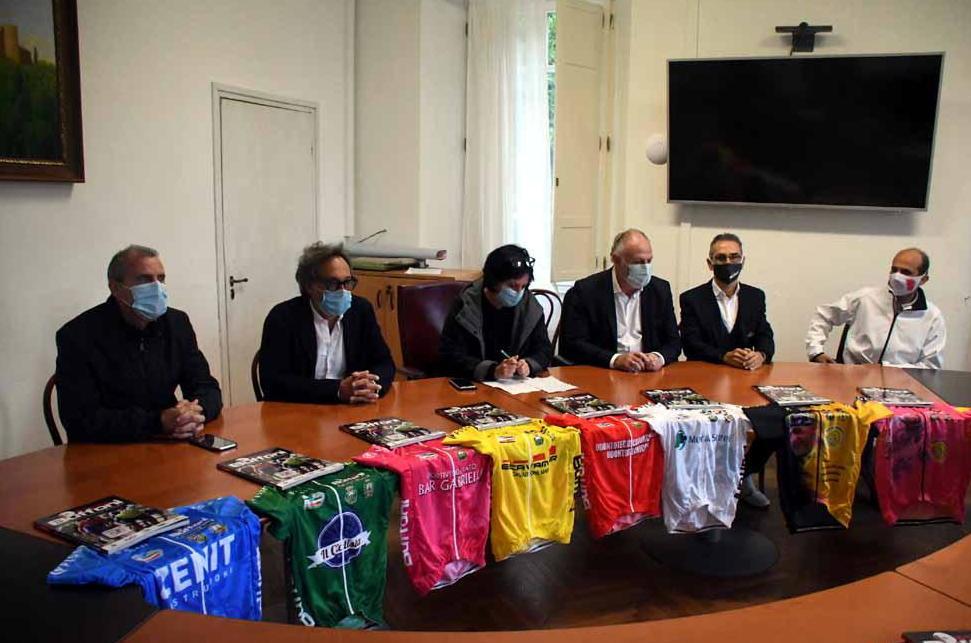 Trofeo Buffoni, ecco le sette maglie in palio 