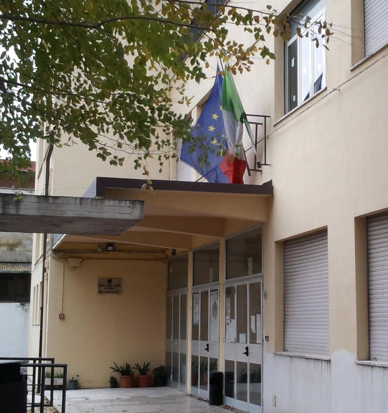 Un altro docente è positivo al Covid, chiude la scuola media 