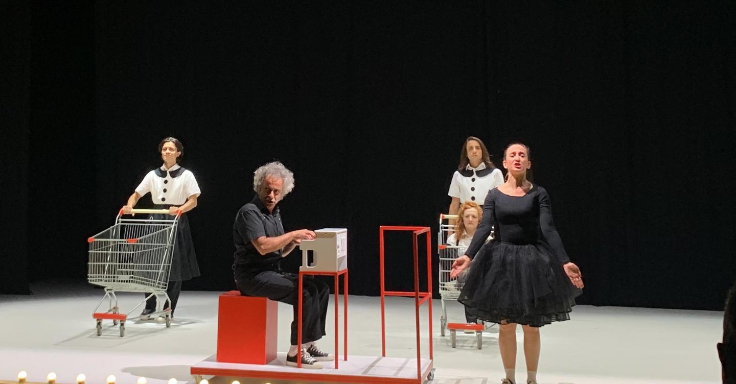 Il teatro Era riparte dai giovani con due serate di spettacolo