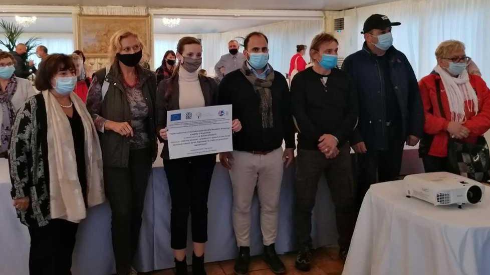 Fattorie didattiche e laboratori per anziani La Polonia li studia
