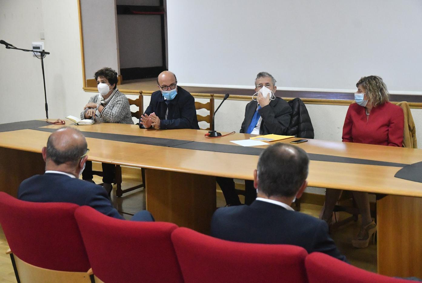 «Dodici posti covid al S.Martino, più service per le emergenze»