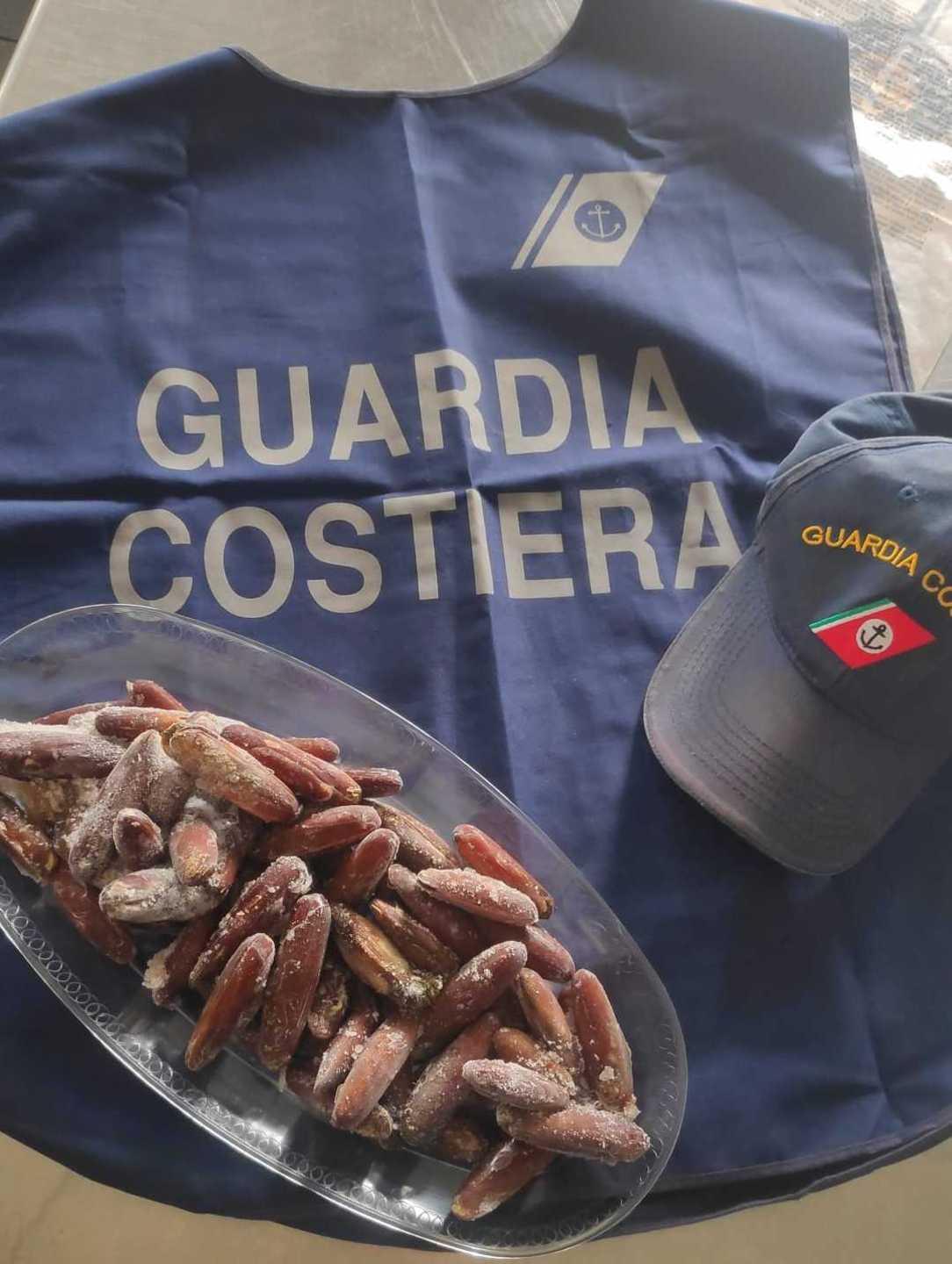 Sequestro di datteri in un ristorante 