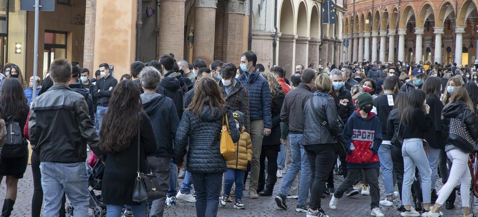 Covid nel modenese, è un ottobre nero Da inizio mese 700 casi «In Ps solo per urgenze» 
