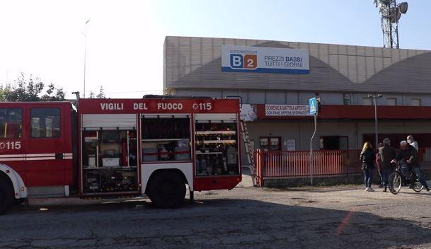 Copparo, incendio al supermercato: l'allarme lanciato dai dipendenti