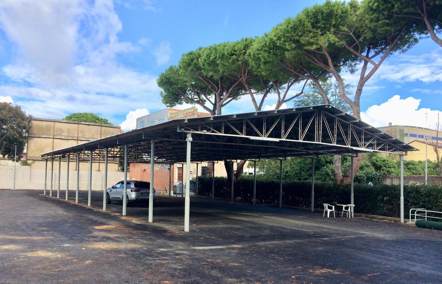 Area sosta alla stazione di Cecina, via agli abbonamenti per chi vuole un posto 