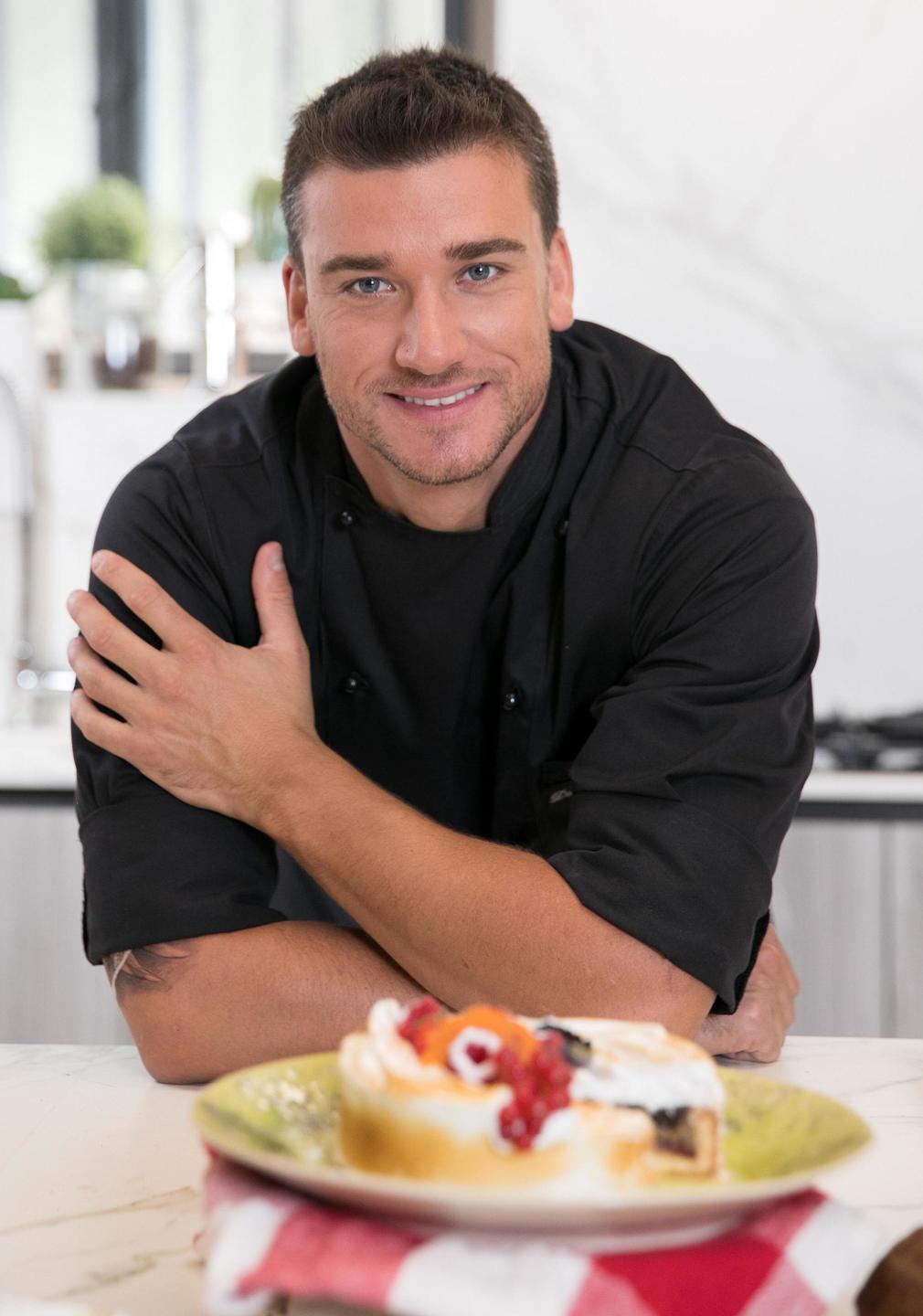 Chef Damiano Carrara apre una pasticceria nella “sua” Lucca: «Un sogno che si realizza» 