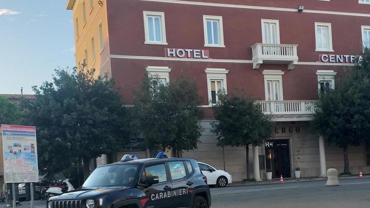 Via ai controlli delle forze dell’ordine sulle mascherine e gli orari dei bar nelle zone della movida in centro storico