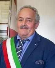 Via ai termosifoni accesi fino a sei ore al giorno