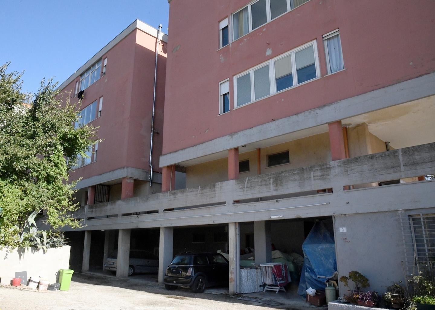 «Abusivi e disagio: una odissea» 