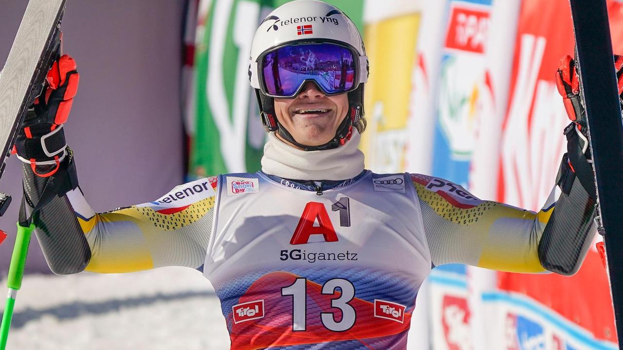 Braathen show al gigante a Soelden: la vittoria è sua. Azzurri lontani dal podio