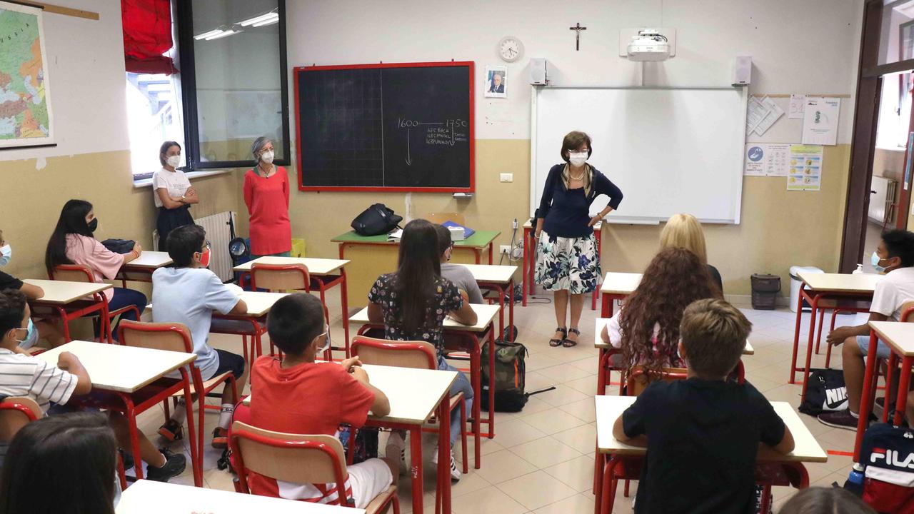Covid nelle scuole modenesi: altre 21 classi sottoposte a tamponi Ecco dove