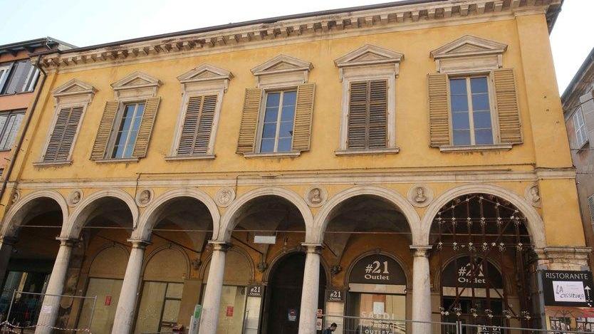 Parte il restauro di palazzo Ruini dopo gli interventi emergenziali