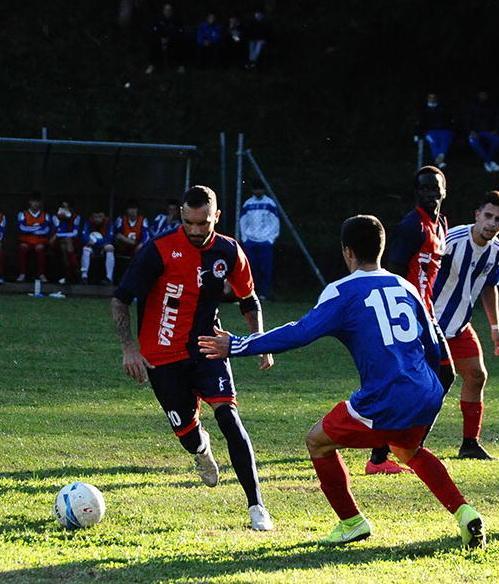 Le mani di Cappellini, l’estro di Bigazzi Derby al Cecina, complimenti ai Colli 