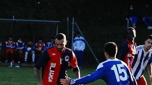 Le mani di Cappellini, l’estro di Bigazzi Derby al Cecina, complimenti ai Colli