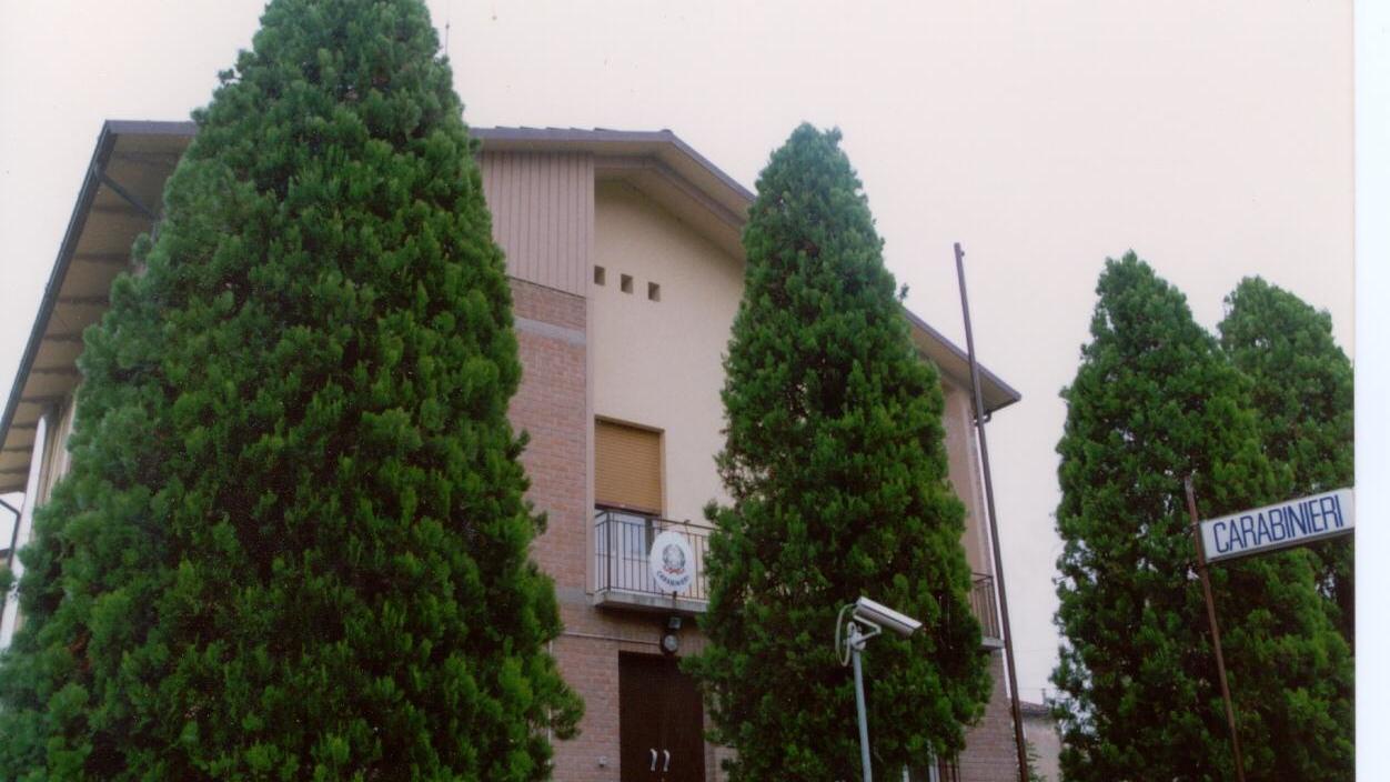 Al Delia Café i ladri rubano tabacchi e soldi