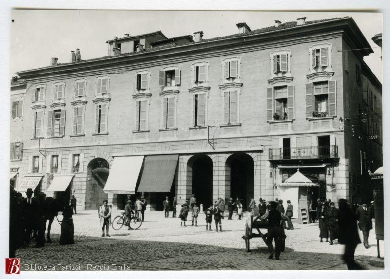 Il Palazzo Notarile in cui vivevano i Sidoli a Reggio Emilia