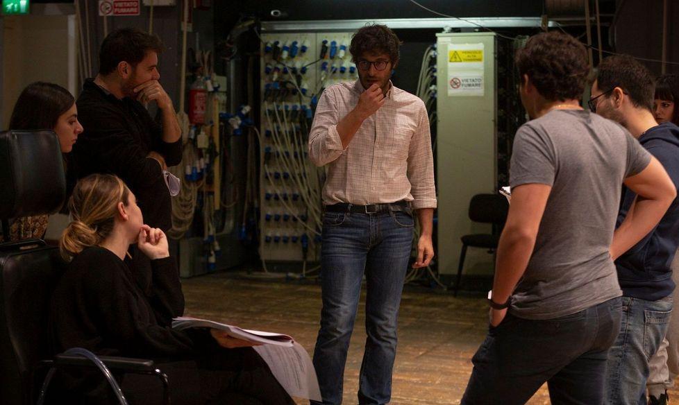 La fine del mondo a teatro Da domani allo Storchi la nuova regia di Guanciale
