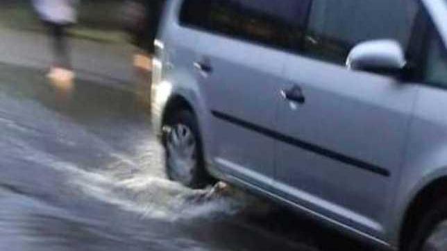 «Noi studenti costretti a bagnarci per entrare»