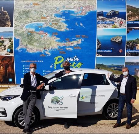 Svolta green a Capo Caccia: arrivano le auto elettriche