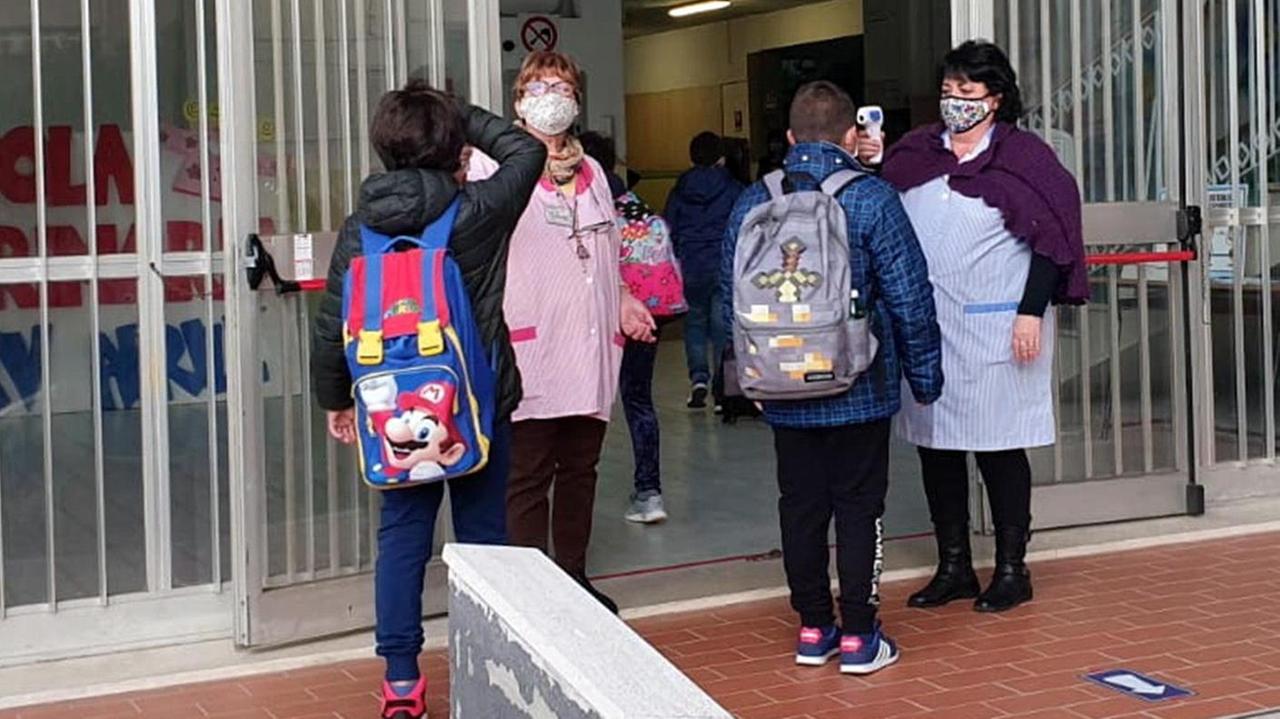Nulla cambia in città Per le scuole si va avanti con ingressi scaglionati