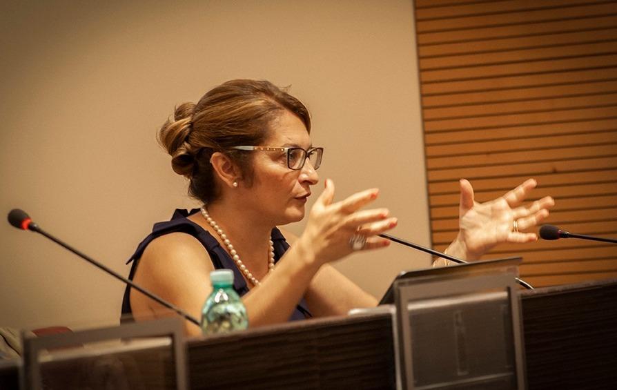 Èntula, incontro con Cristina Caboni 