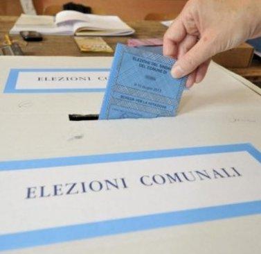 Elettori al voto in quattro comuni 