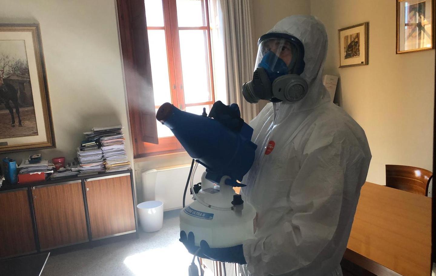 «Noi eroi, sette anni senza contratto» 