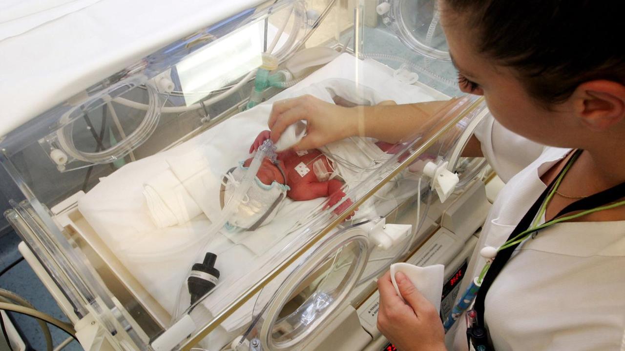 In ospedale a Ghilarza nasce un piccolo “guerriero” di 37 centimetri 
