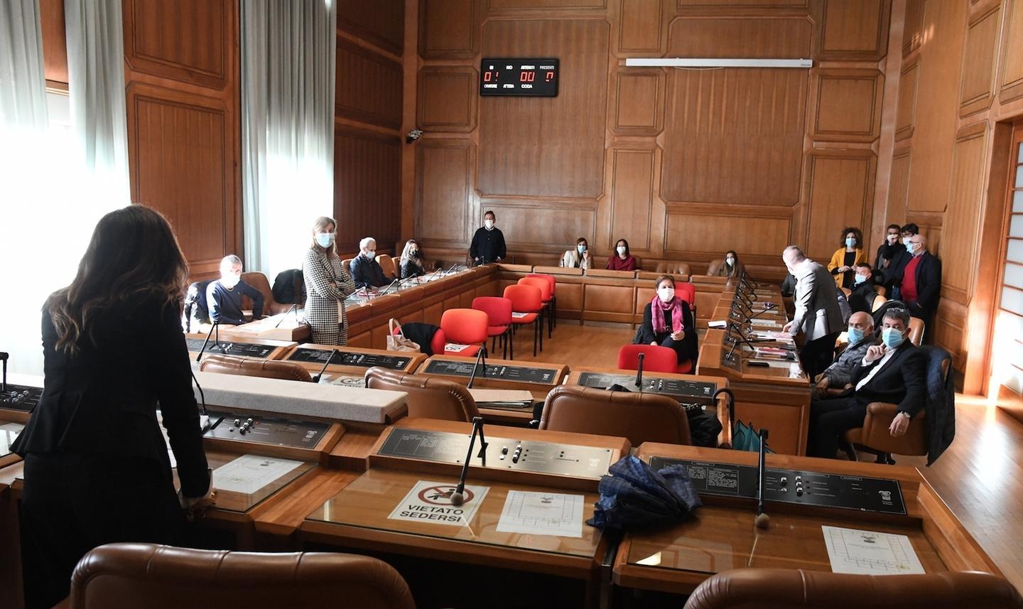 Conferenza socio sanitaria chiusa per regolamento 