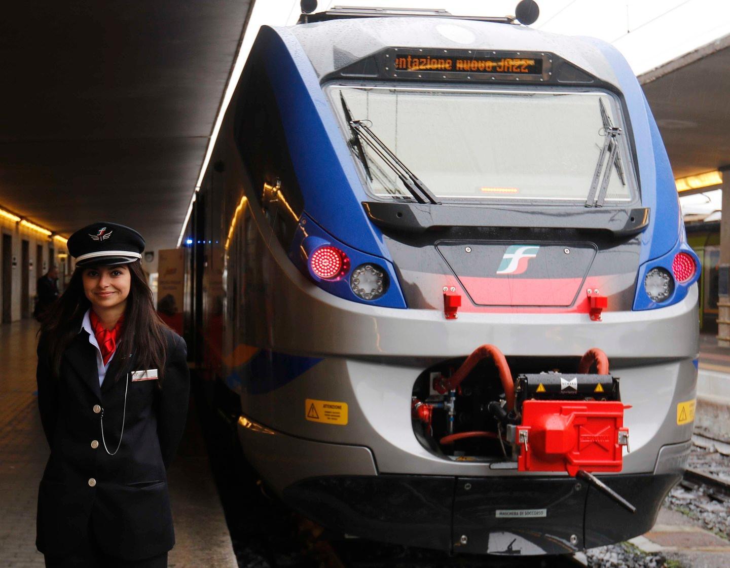 Ferrovie cerca capistazione diplomati e giovani: in Toscana selezione per 20 posti