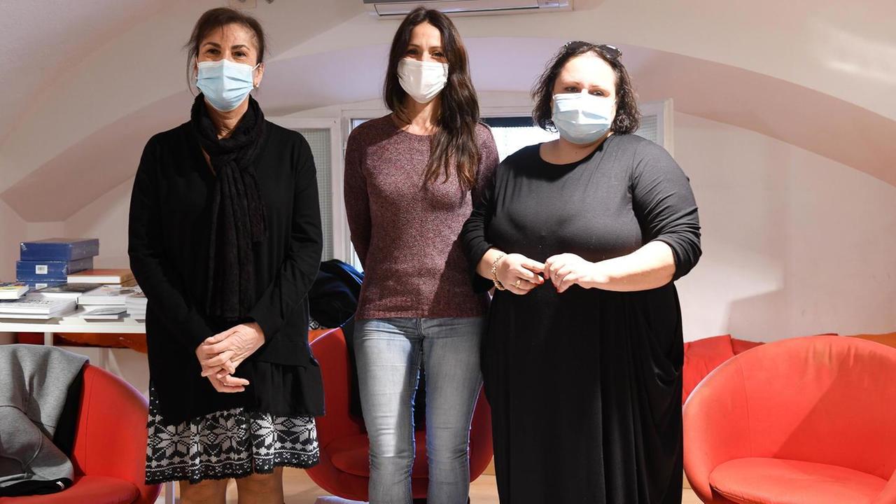 L’arte in aiuto del 118, Maria Guida vende le tele e devolve il ricavato