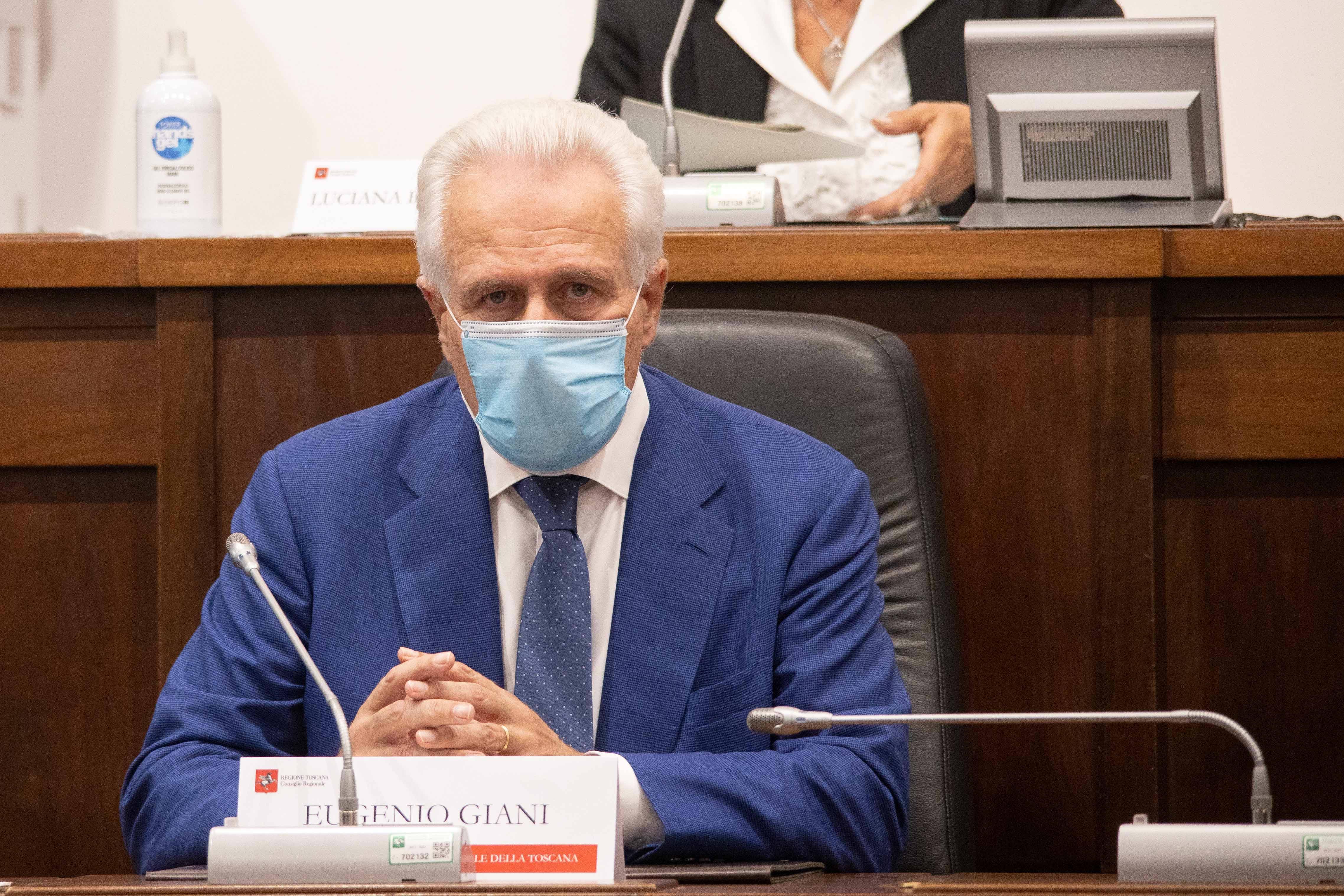 Giani: "In Toscana nessun coprifuoco regionale ma misure per evitare contatti non necessari" 
