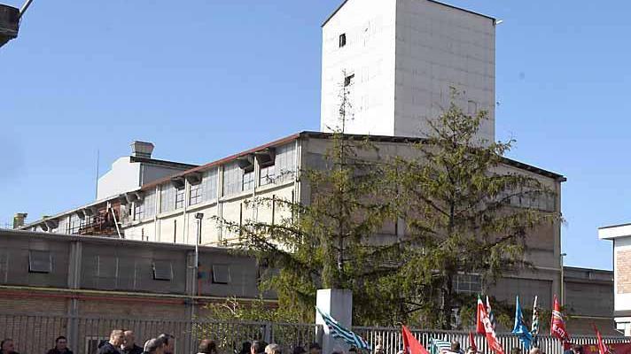 Sanac in bilico, i sindacati: incontro urgente col governo