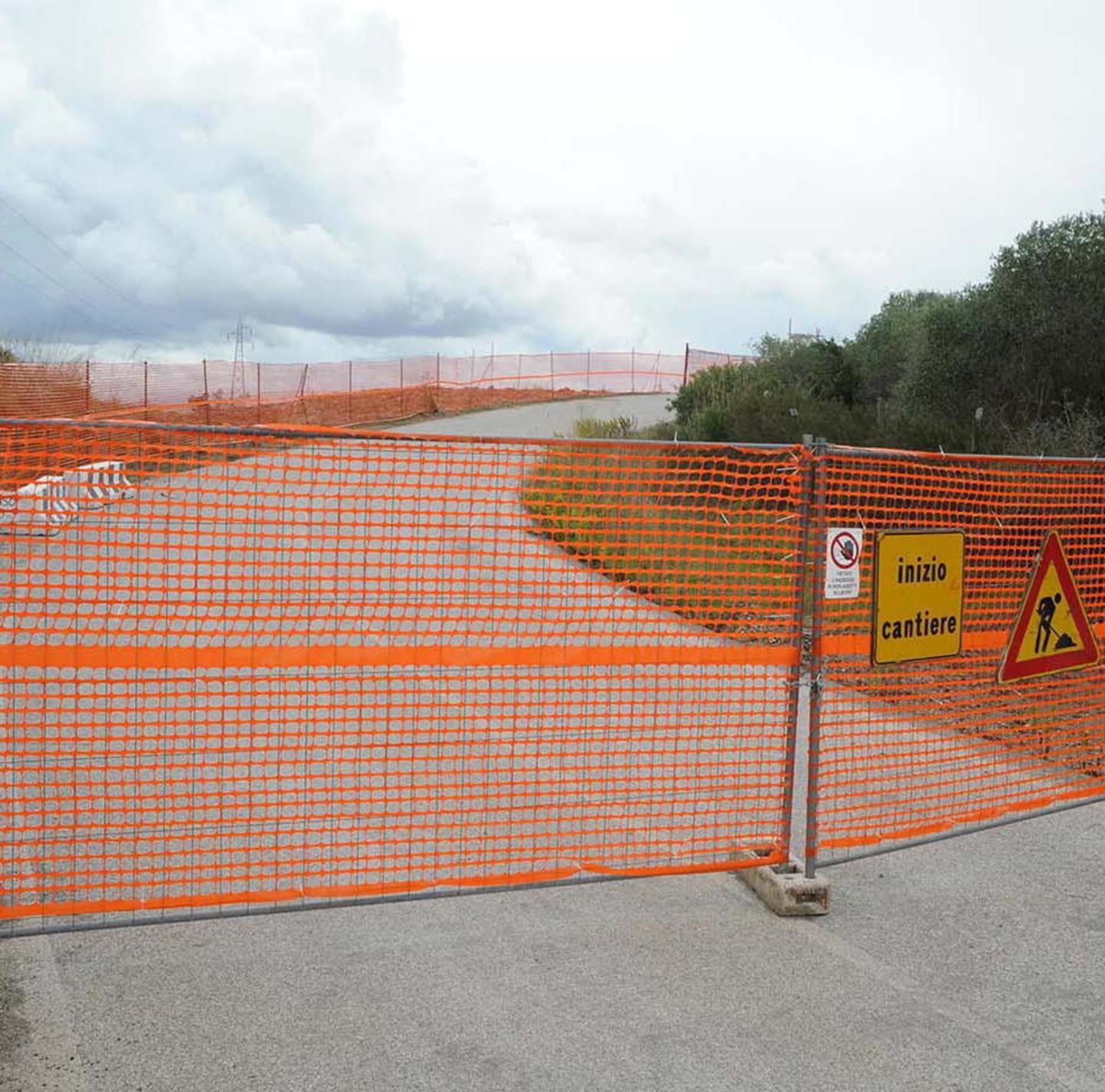 Iniziati i lavori di demolizione al ponte delle Terre Rosse 