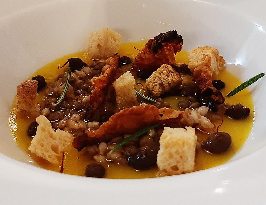Farro di cocco, cece e lenticchie Maremma, che zuppa è questa 
