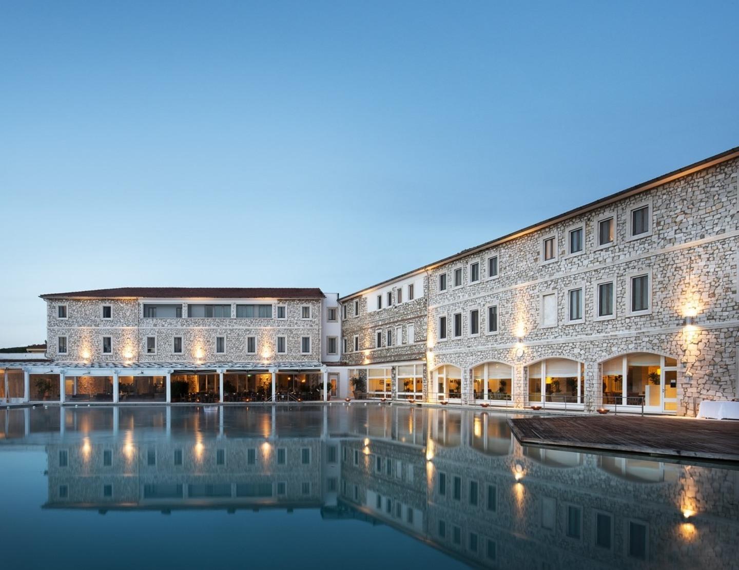 Ingresso alle Terme di Saturnia gratis per 30 residenti al giorno 