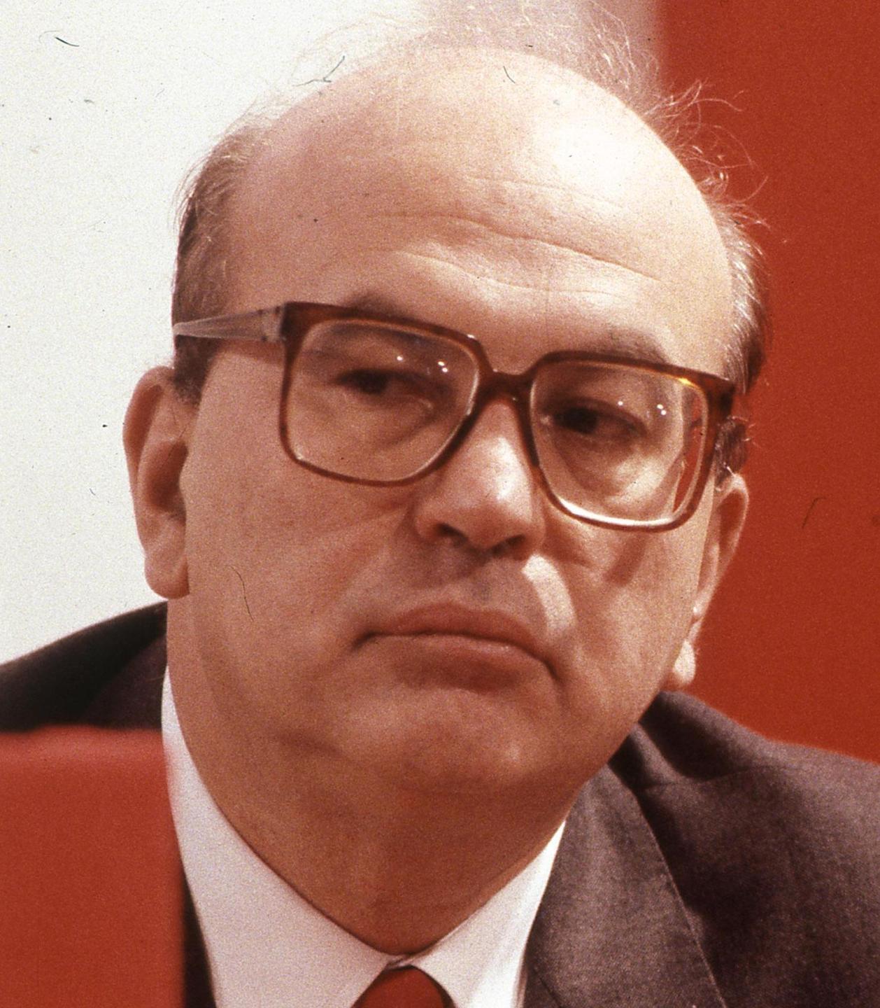 A Olbia Lungomare Cossiga e via Bettino Craxi. Nizzi: "Due grandi politici"