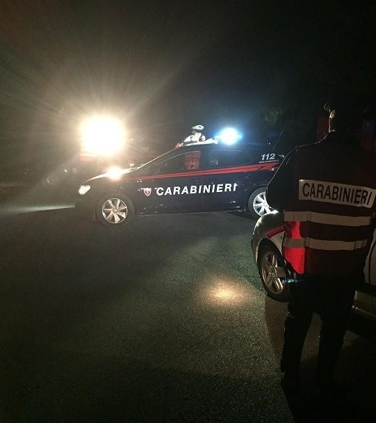 Botte al padre per denaro, pregiudicato in manette 