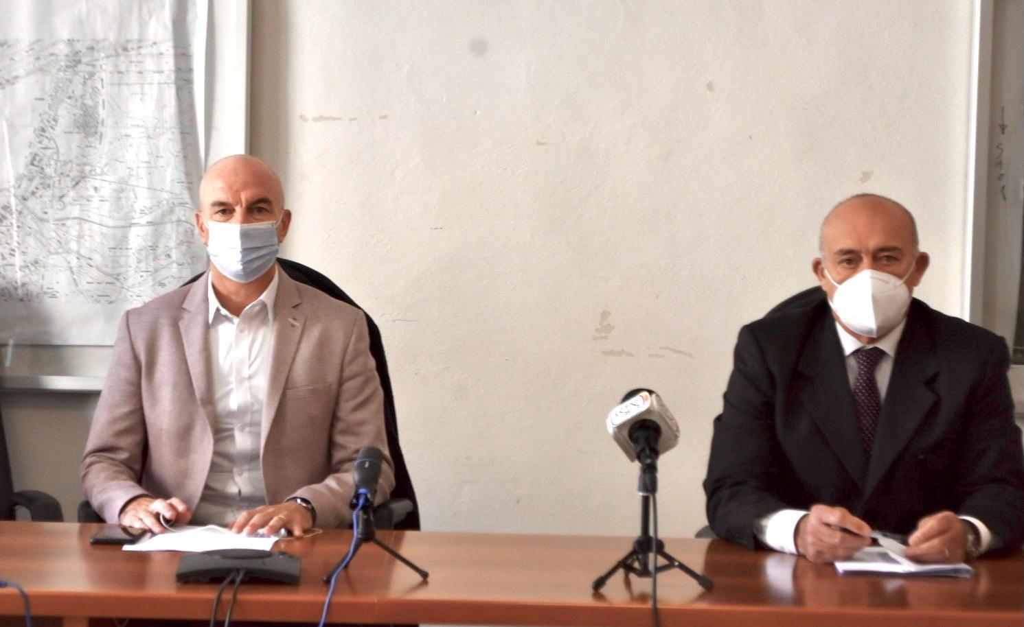 A sinistra il sindaco Luca Salvetti, a destra il prefetto Paolo D'Attilio (foto Silvestri)