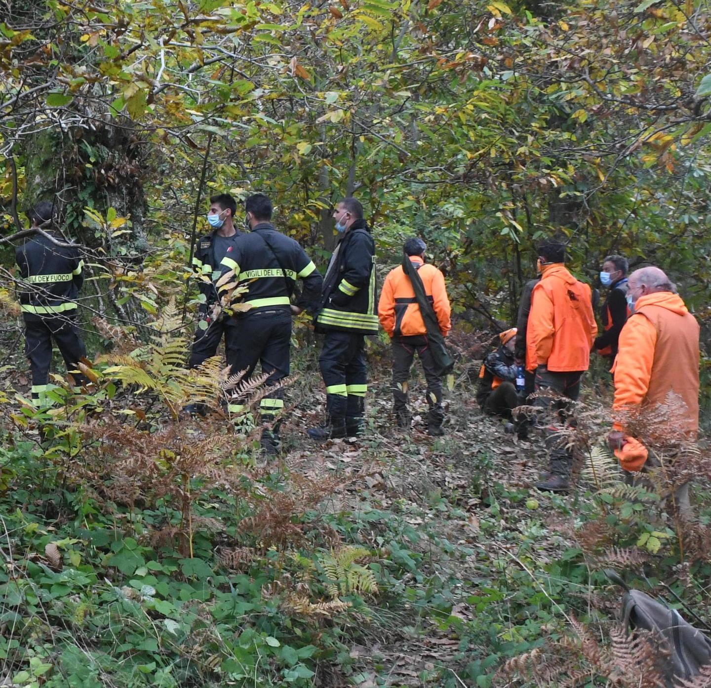 Colpito durante una battuta di caccia Due spari: muore cavatore 40enne 