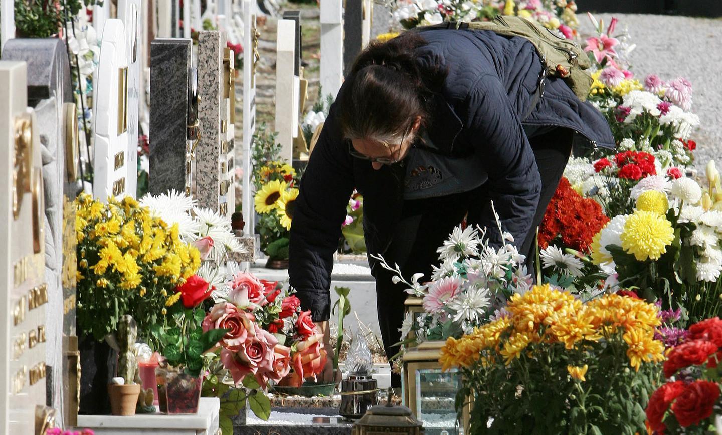Controlli nei cimiteri per la giornata dei defunti 