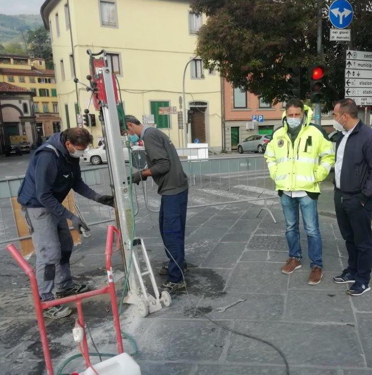 Riapre al traffico il ponte del Duomo dopo i “carotaggi”