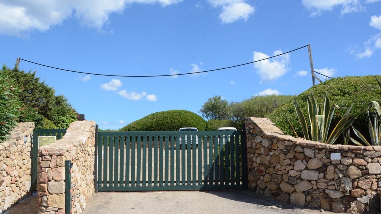 Giardiniere folgorato a Porto Rotondo accertamenti nella villa