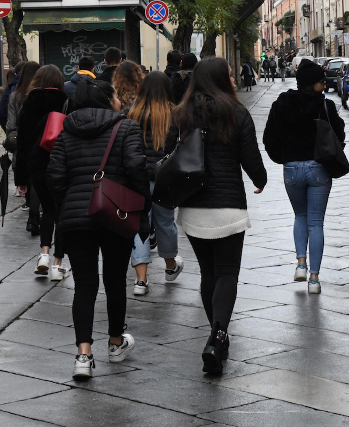 Essere una ragazza conquistando ogni giorno gli spazi di rispetto e libertà