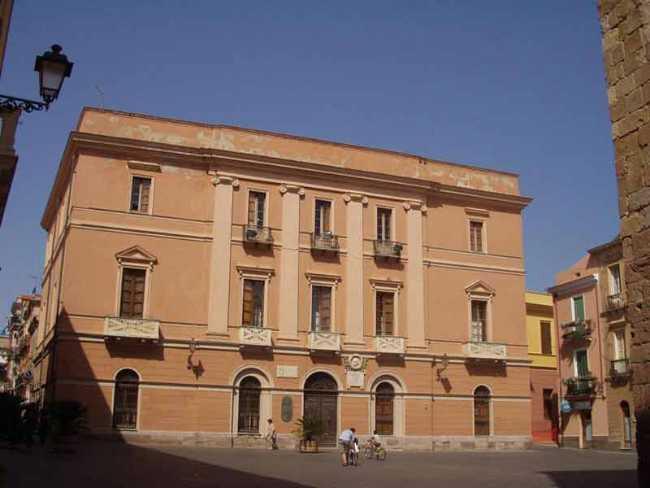 Il municipio di Iglesias