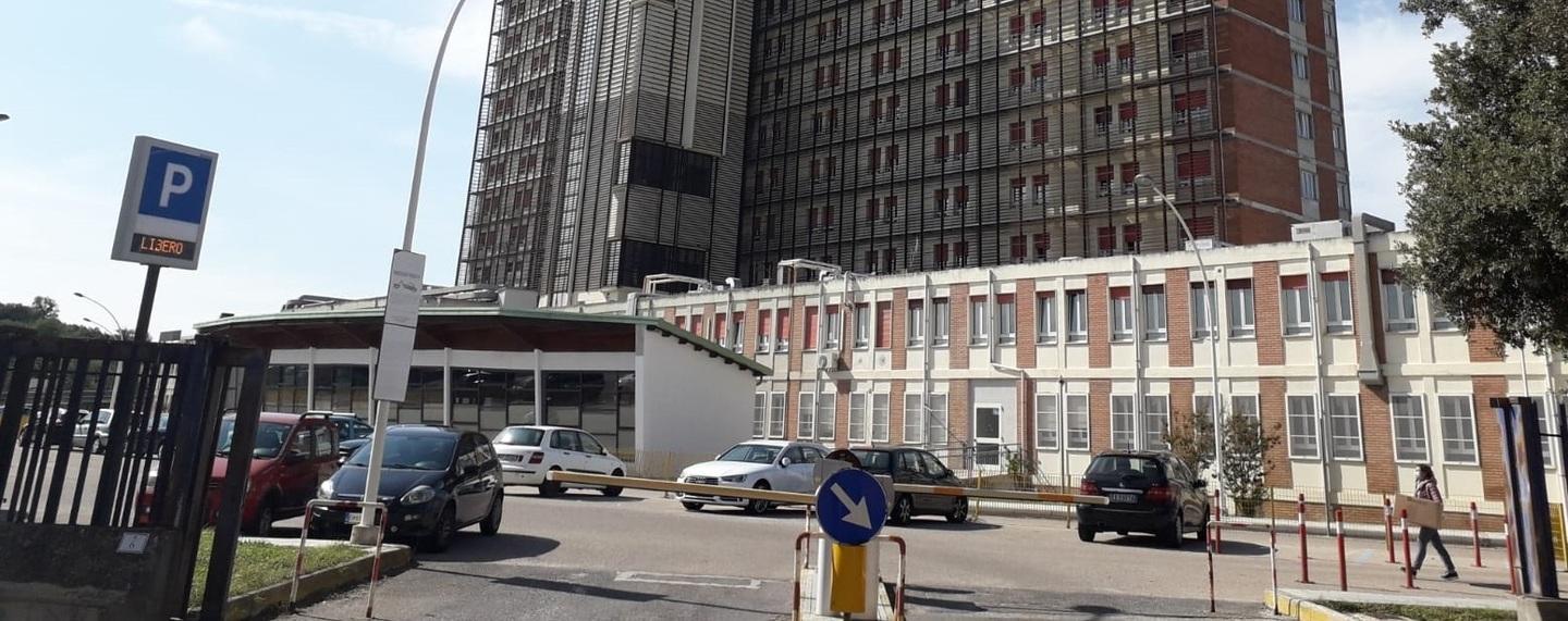 Nuoro, muore in casa senza assistenza 