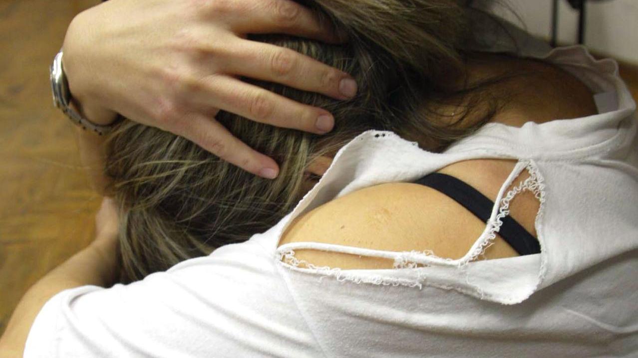 «Padre e marito violento»: in aula a Sassari testimonianze choc
