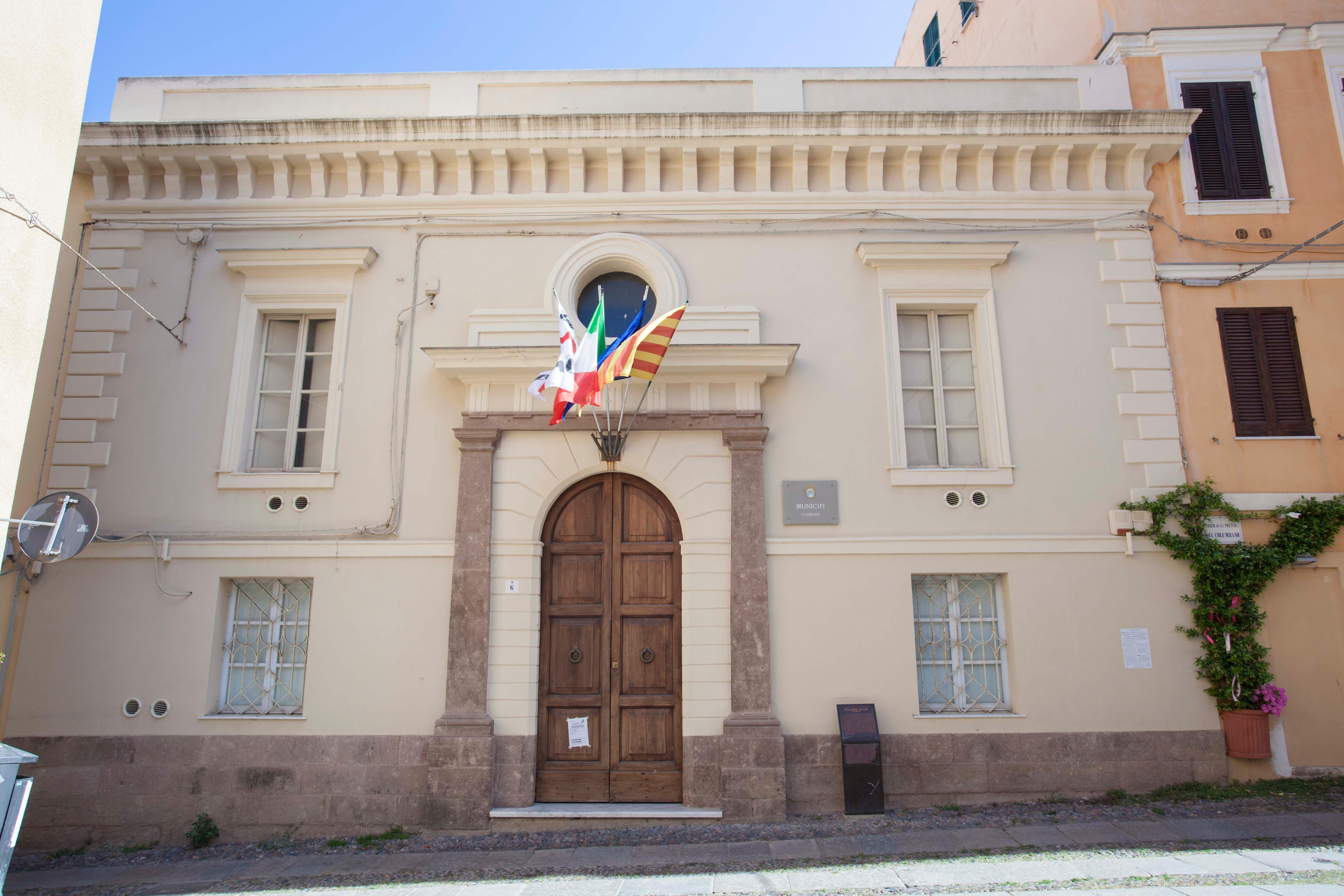 Il municipio di Alghero