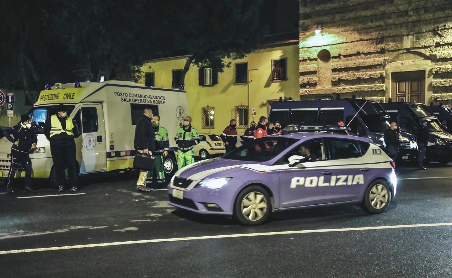 I controlli in Venezia (foto Dario Marzi)